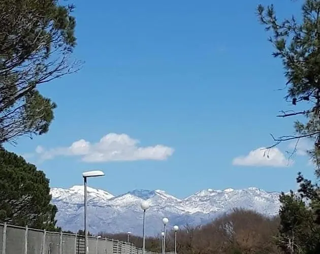 Tonko - S Balkonom *